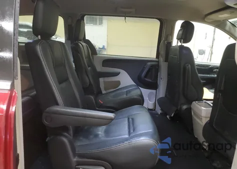 2016 Chrysler Town & Country Touring из США, поврежденный, VIN 2C4RC1BG5GR188092
